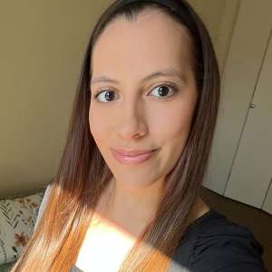 Isabella Burgos Holgu&iacute;n, MS